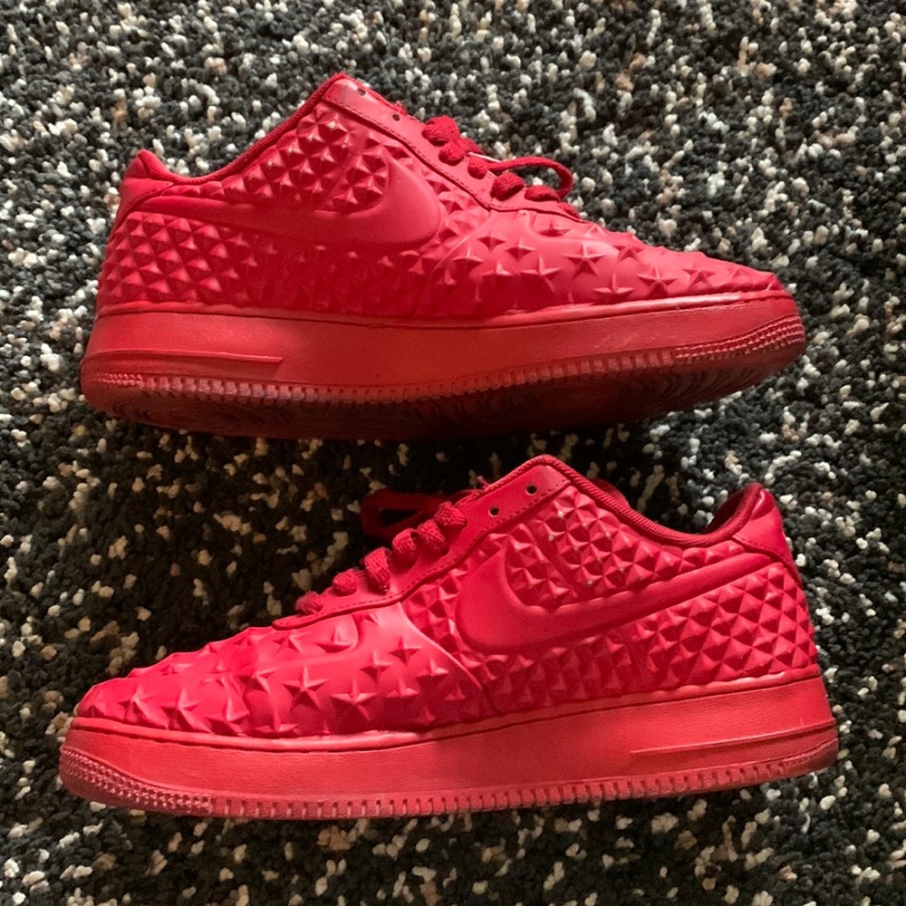 Air Force 1 LV8 VT size 11 men